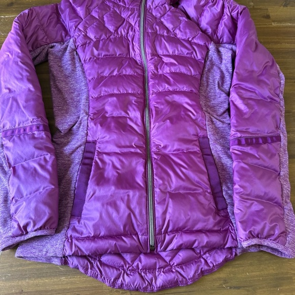 Lululemon Down For A Run Jacket - Picture 10 of 16